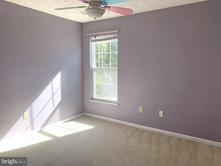 7931 Carriage Dr — Photo 26