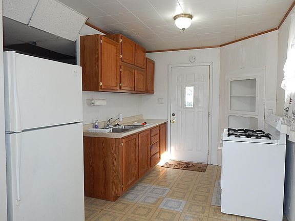 5th image of 2502 Buffalo St