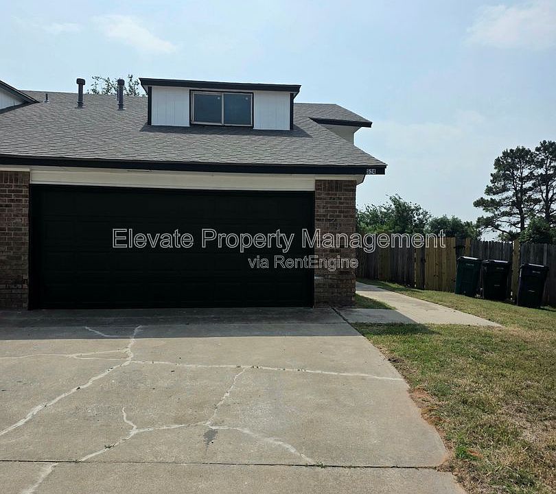 1st image of 524 Westwood Ct