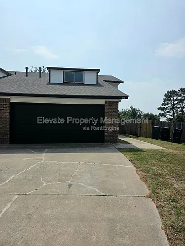 524 Westwood Ct Photo 1