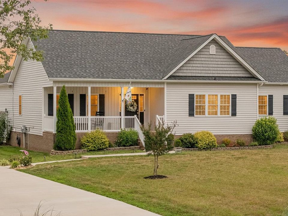 1st image of 169 Laurel Ln