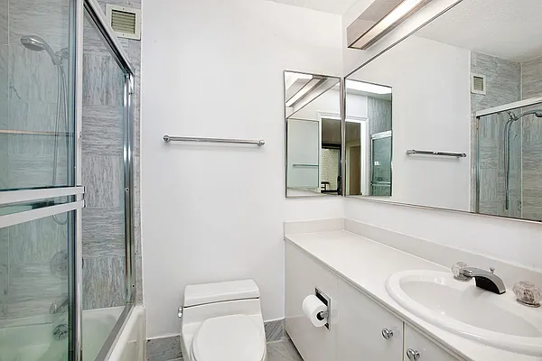 Rented by City Connections Realty | media 8