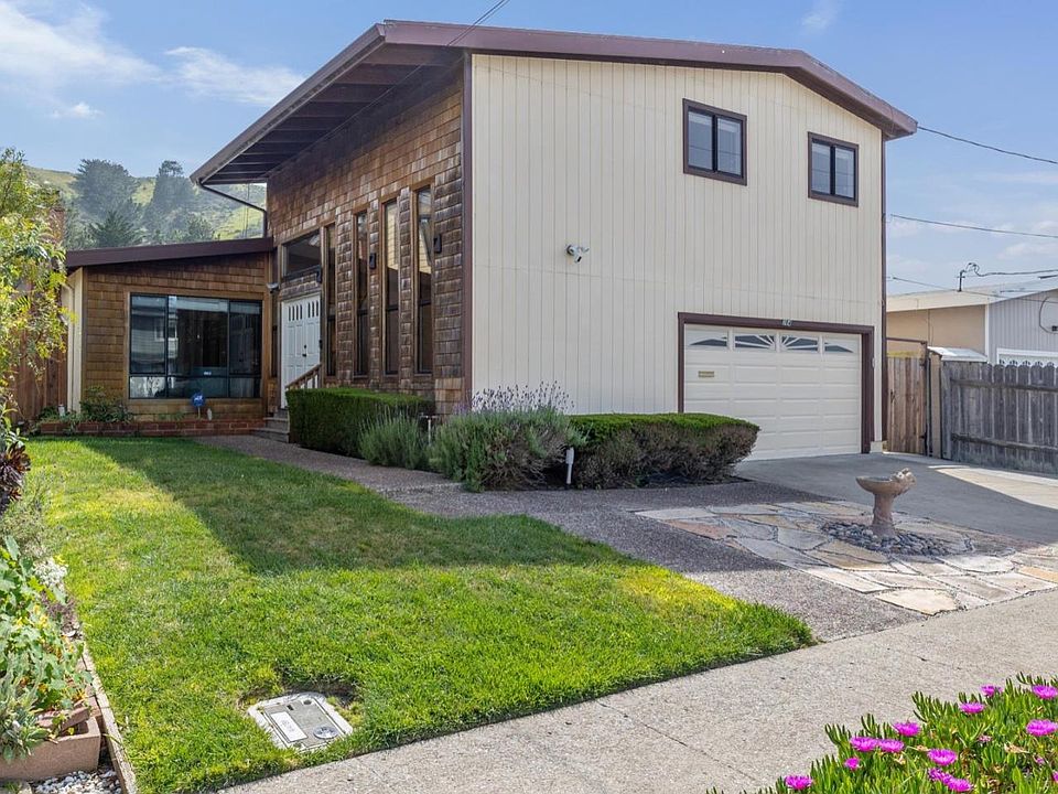 1st image of 284 Greenway Dr