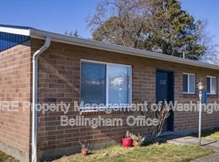1128 24th St, Bellingham, WA 98225