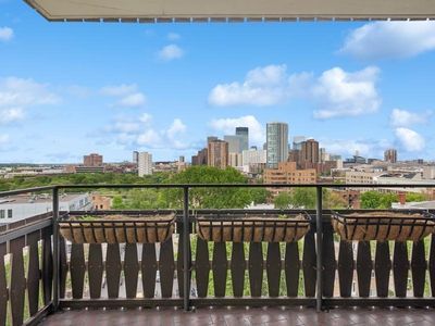 400 Groveland Ave APT 912, Minneapolis, MN, 55403