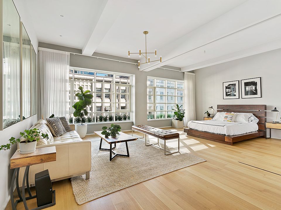 1st image of 318 W 52nd St #3N