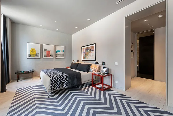 Sold by Nest Seekers International | media 21