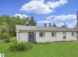 9125 Ayers Rd, Williamsburg, MI 49690