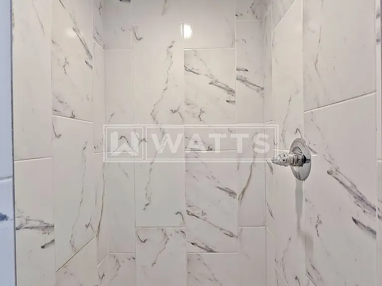 1036 Rose Hill Cir — Photo 18