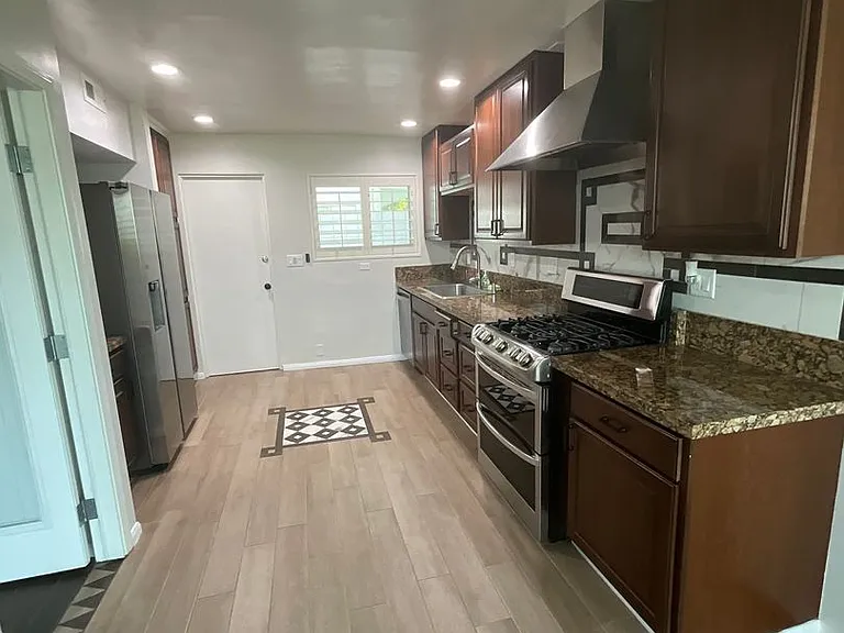 42415 Rancho Las Palmas Dr #16 — Photo 4