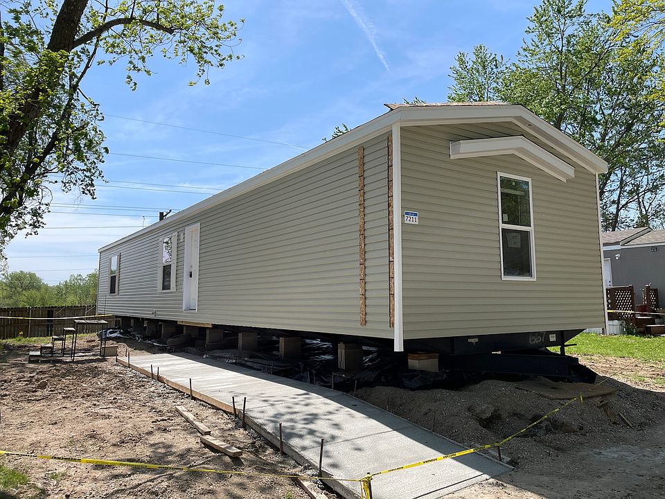 1st image of 7211 Aspen Dr