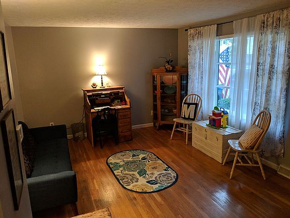 5th image of 3437 Aldershot Dr