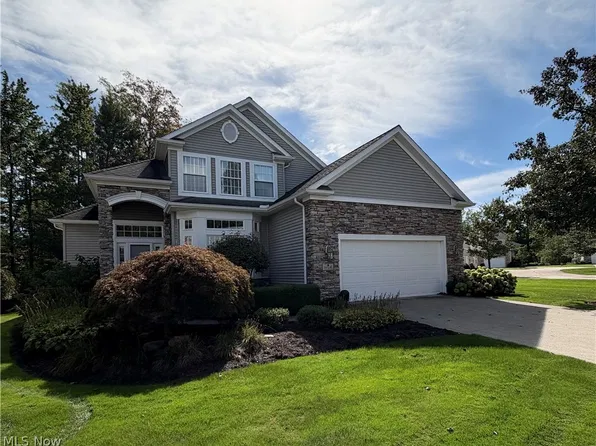 11315 S Forest Dr, Painesville, OH 44077
