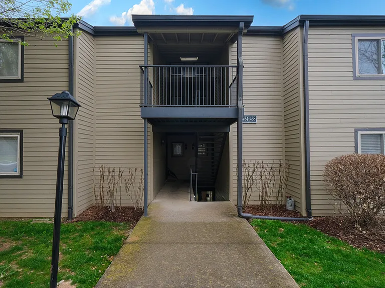 434 Summit Ridge Pl — Photo 1