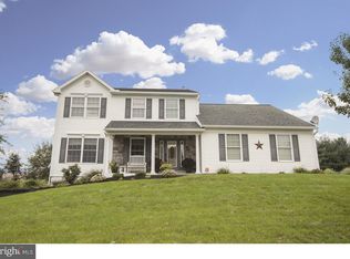 204 Sandhurst Blvd, Blandon, PA 19510