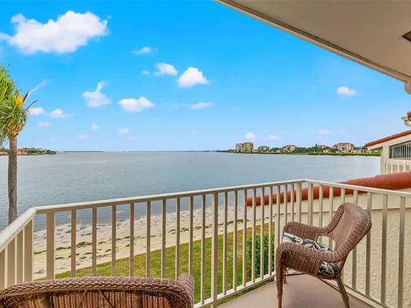 5608 Escondida Blvd S, Saint Petersburg, FL 33715