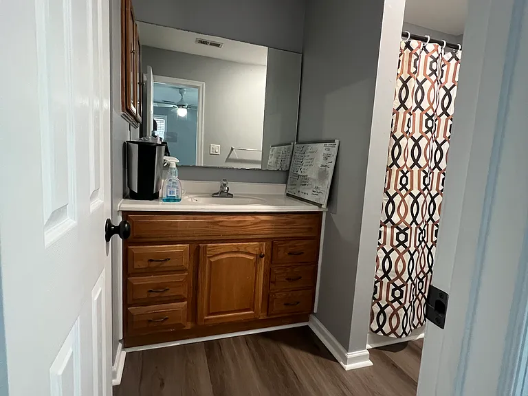 4153 Everett St — Photo 8