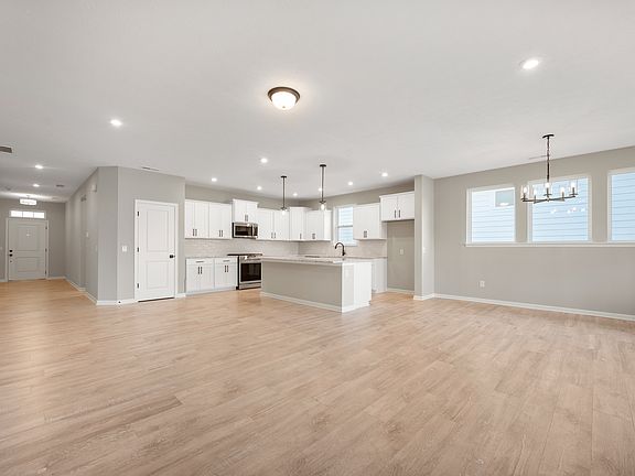 3rd image of 14293 Coyote Ridge Dr