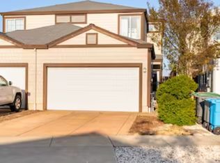 2472 N Village Dr, Santa Rosa, CA 95403