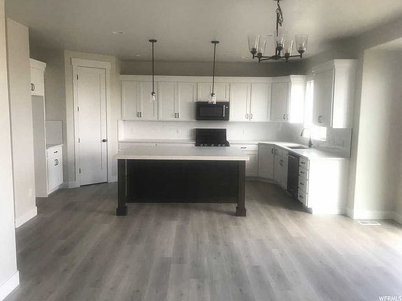 4th image of 318 W Rocky Creek Way #11202