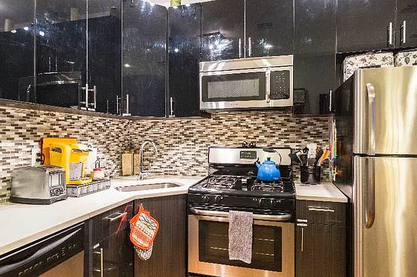 Rented by Bedford And Dean LLC | media 50