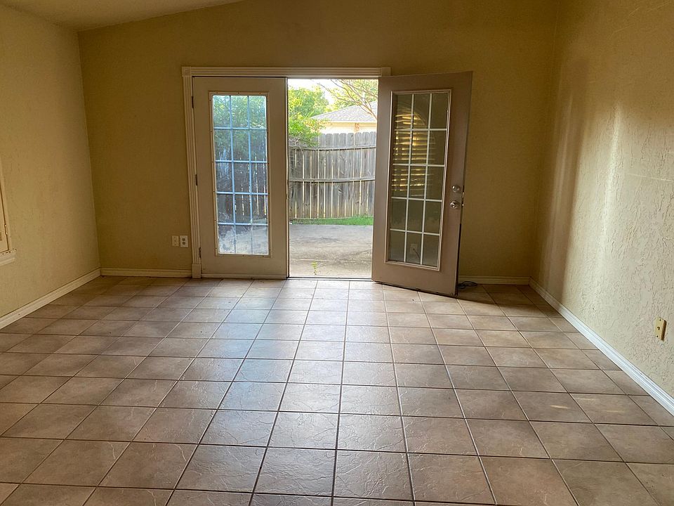 1st image of 419 NE 46th St