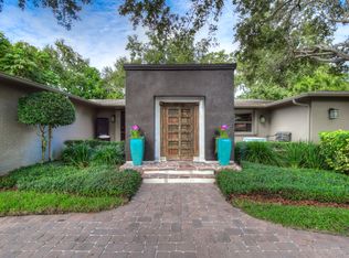 1100 Brightwaters Blvd NE, Saint Petersburg, FL 33704