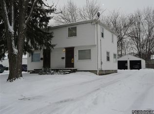 1924 & 1926 3rd St, Cuyahoga Falls, OH 44221