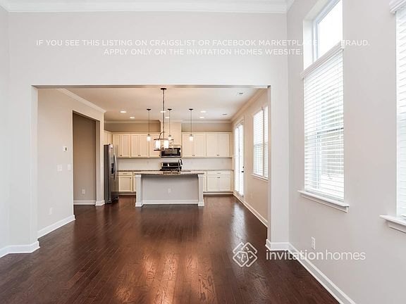 5th image of 18318 McKee Rd