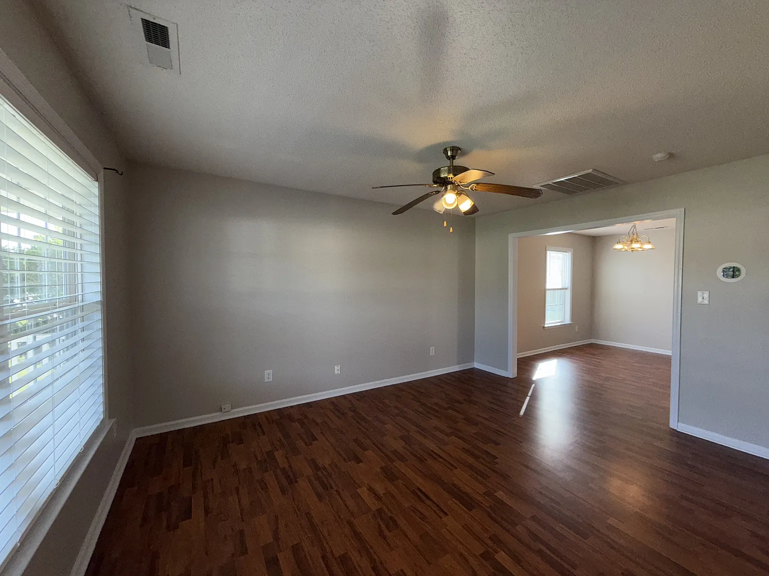 142 Forest Bluff Drive - 1 — Photo 4