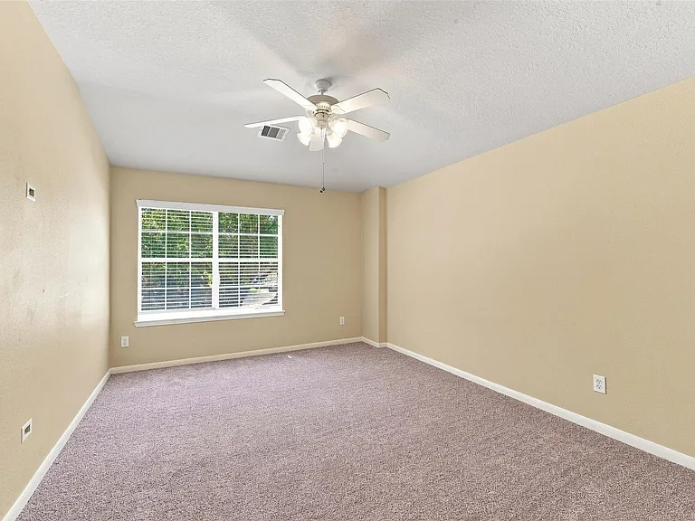 16726 Vivian Point Ln — Photo 29