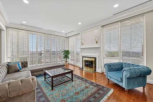 1300 Army Navy Dr #Penthouse 3 Photo 1