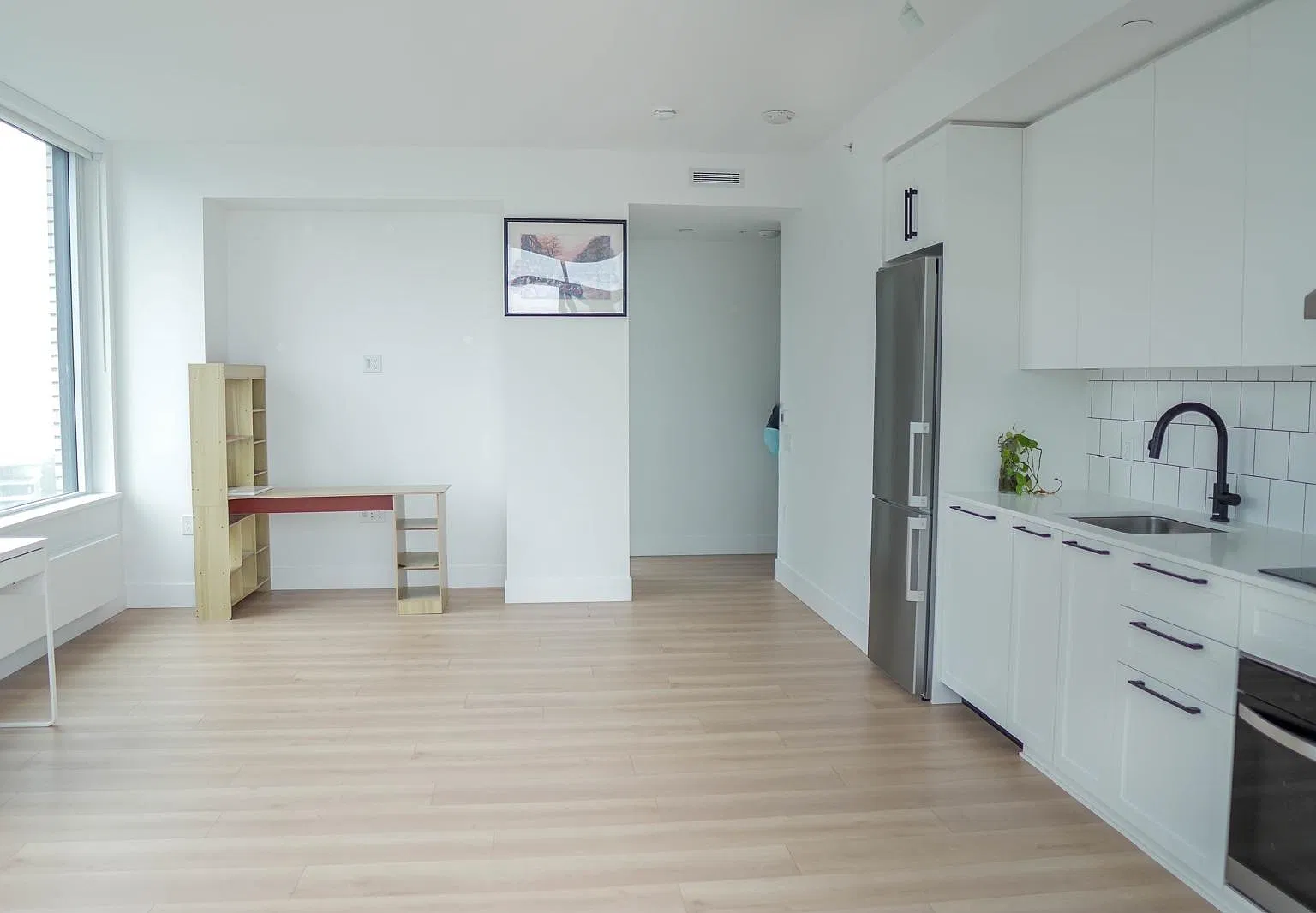 8750 University Cres — Photo 3
