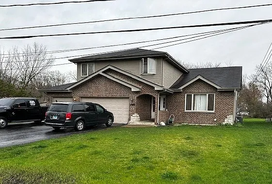 3849 W 154th Pl photo 1