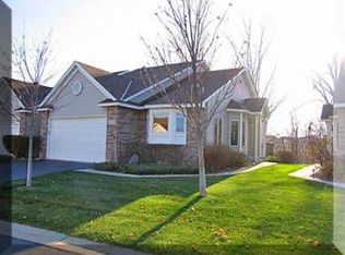 7273 Lake Ridge Dr, Savage, MN 55378