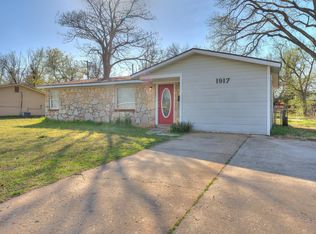 1917 Cherry Ln, Del City, OK 73115