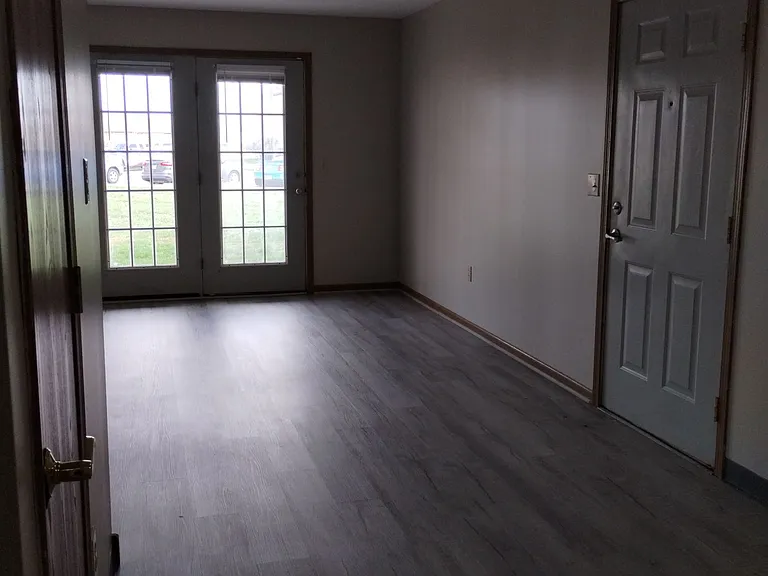 Century Estates Apartments — Photo 6