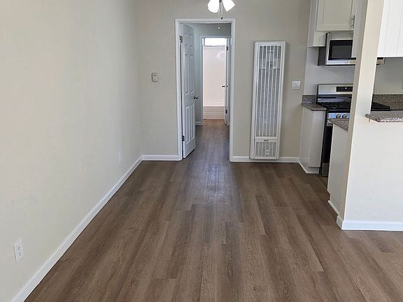 5th image of 12021 Magnolia Blvd APT 207