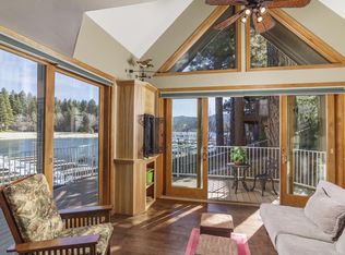 27475 N Bay Rd, Lake Arrowhead, CA 92352