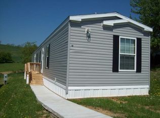 18 Nottingham Dr, Belle Vernon, PA 15012