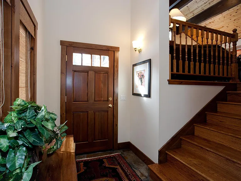 360 E Agatam Ave — Photo 16