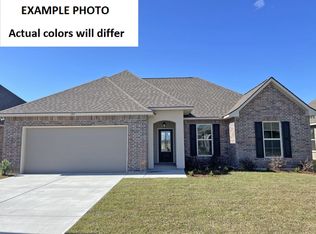 195 Berkshire Pl, Haughton, LA 71037