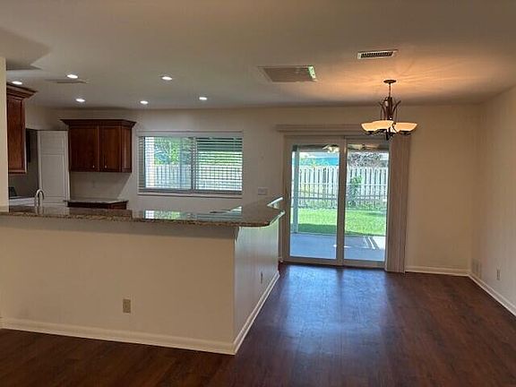 2nd image of 284 Cherry Street