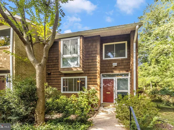 822 New Mark Esplanade, Rockville, MD 20850