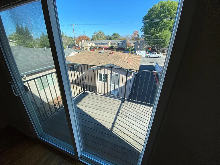 837 Northrup St #A — Photo 12