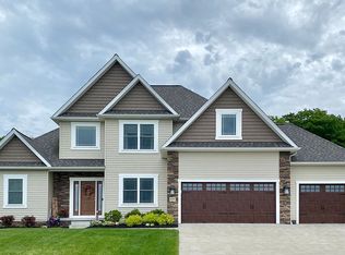 6087 Larch Dr, Fairview, PA 16415