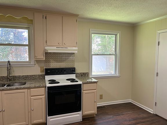 5th image of 1596 Bevard Rd