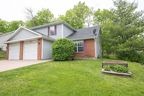1323-1325 Godas Dr Photo 1