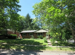 2265 Stellar Rd, Ann Arbor, MI 48105