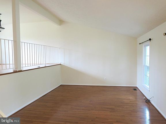 5th image of 14643 Pinto Ln